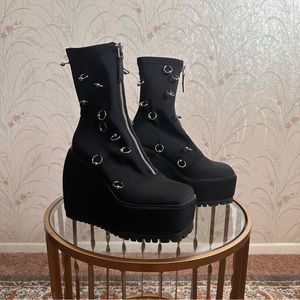 Ring/zip up platforms by Poster Girl🖤